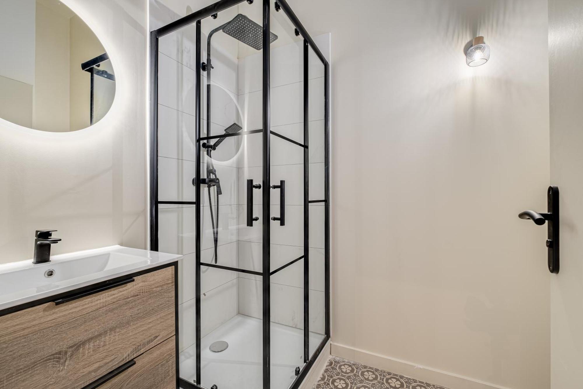 Le Poudre Cours Fauriel Magnifique Appartement Saint-Etienne  Exterior foto
